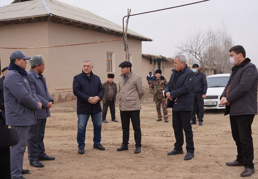 Cektor rahbari “Obod mahalla” dasturida amalga oshirilayotgan ishlar bilan tanishdi